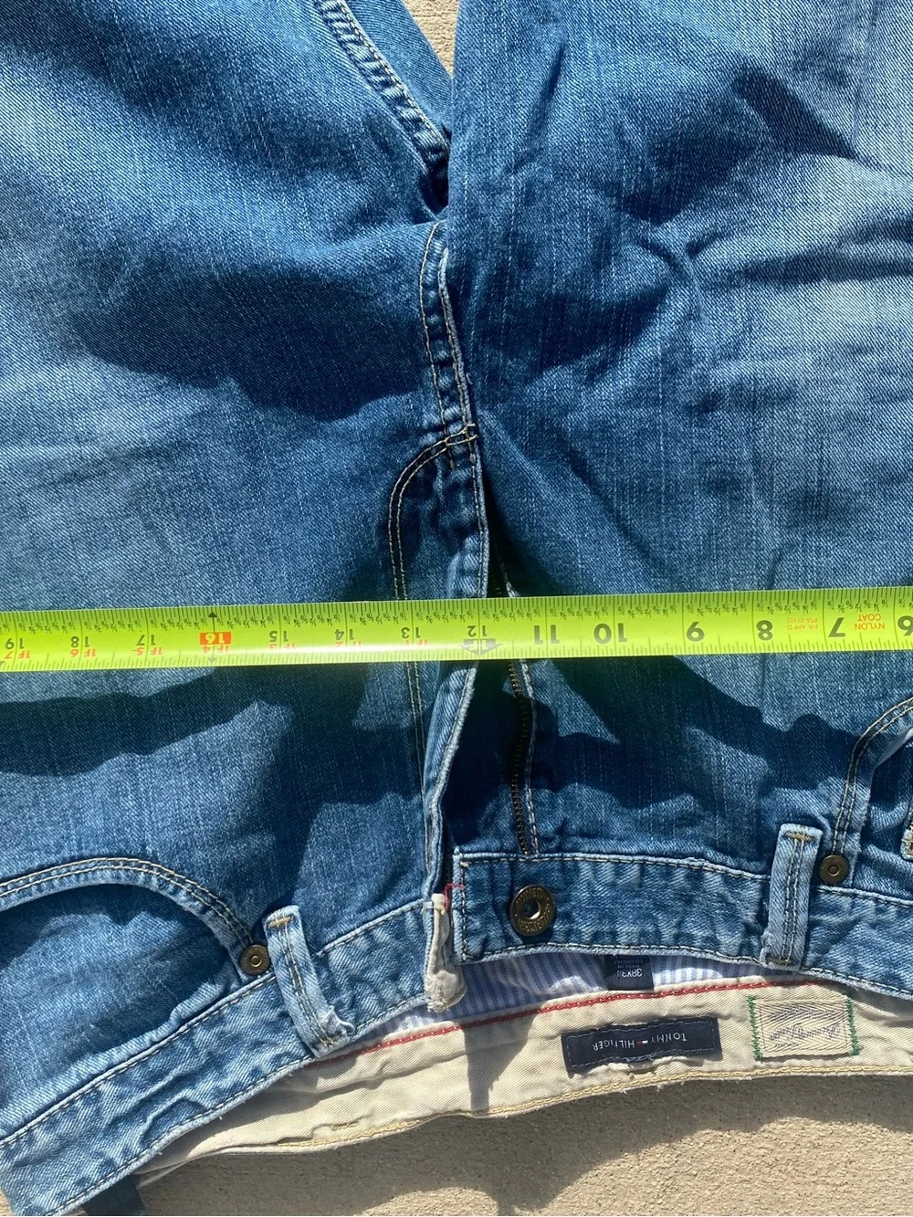 Tommy Hilfiger Men’s Blue Relaxed Denim Jeans